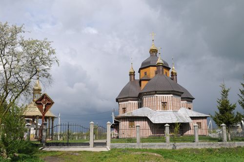 Церква Різдва Богородиці, Тисмениця