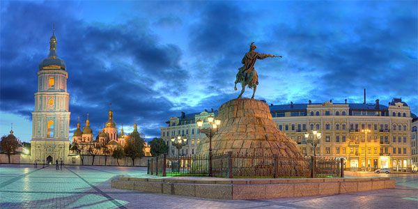 Sophia Square, Kiev