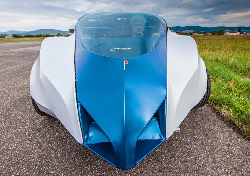 Літаючий автомобіль Aeromobil 2.5