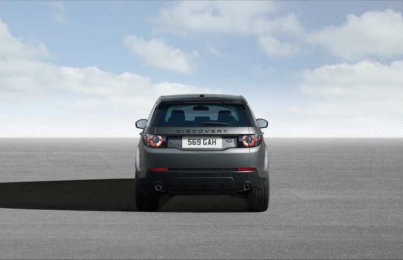 New SUV Land Rover Discovery Sport