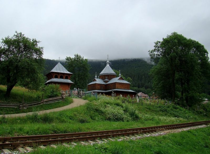 Успенская церковь, Яремче