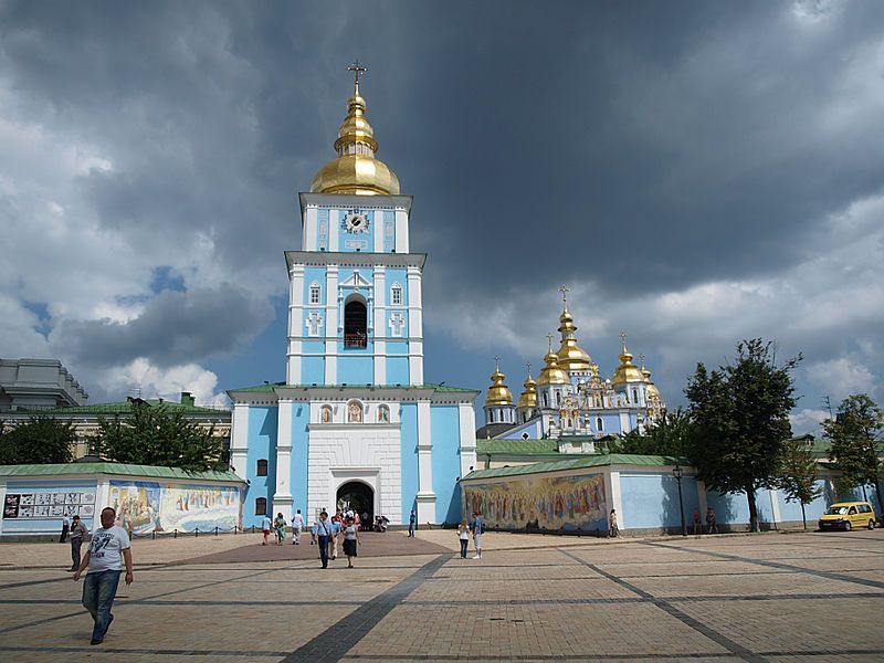 Свято-Михайловский Златоверхий мужской монастырь