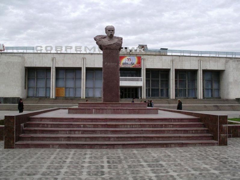  Monument to Taras Shevchenko, Energodar 