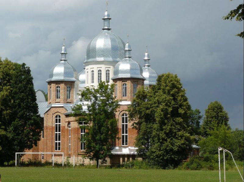 Церковь Рождества Пресвятой Богородицы (новая), Делятин