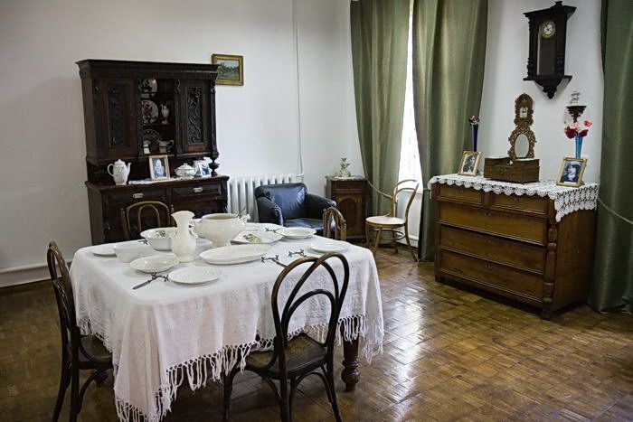 Музей-квартира Леонтовича