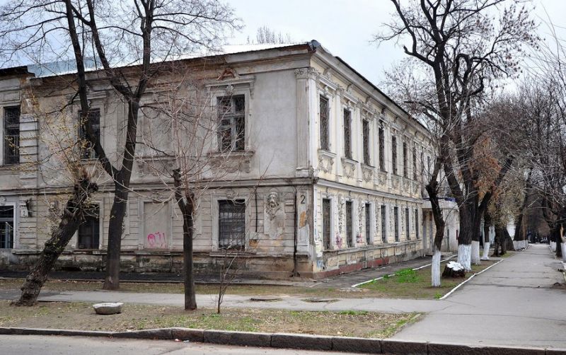 Building of the former main post office