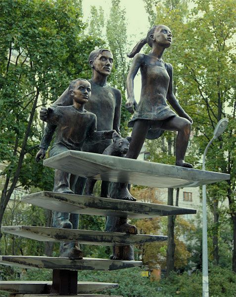  Скульптура Драбина 