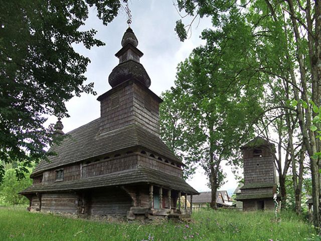 Церква Святого Духа в Гукливому