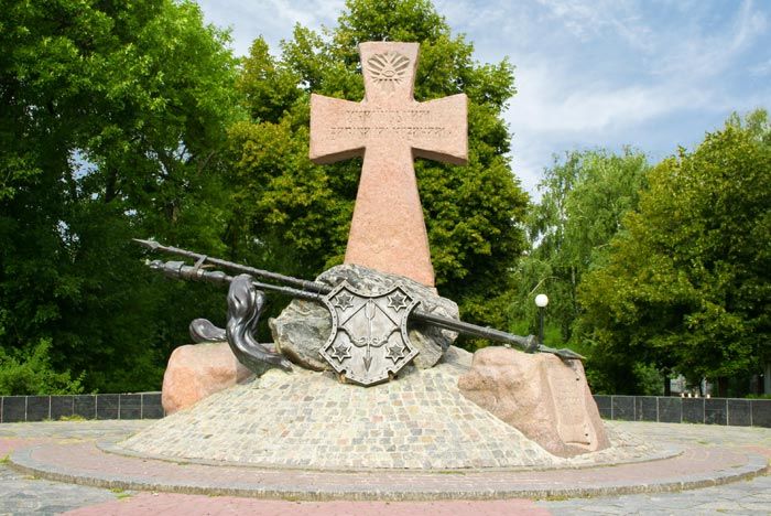 Памятник украинским казакам, Полтава