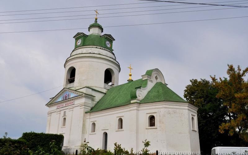 Церковь-колокольня Святого Николая, Прилуки