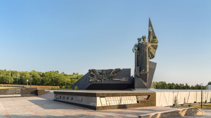 Монумент Твоим освободителям, Донбасс