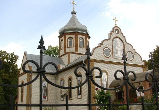  Храм Св. Серафима Саровського, Драбів 