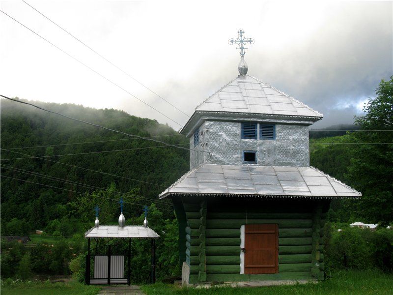 Церковь Святого Василия, Подзахаричи