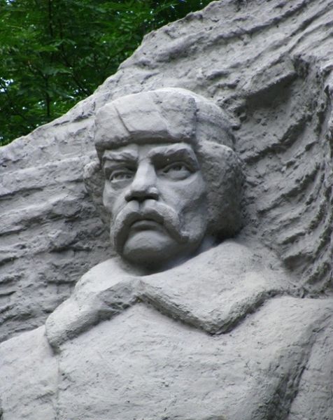 Пам'ятник Холодноярської Партизанам