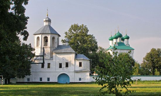 Святодуховский монастырь, Путивль