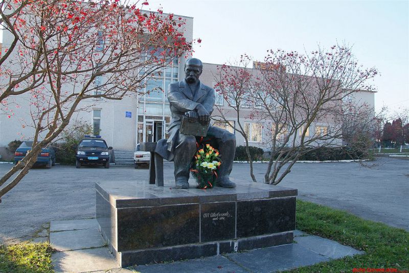 Пам'ятник Шевченку, Гусятин