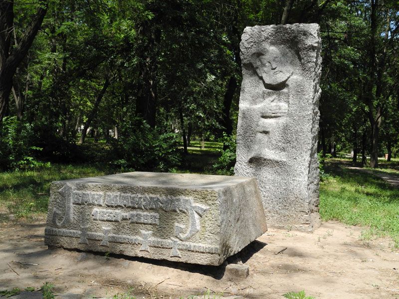 The Tomb of Ivan Manzhury