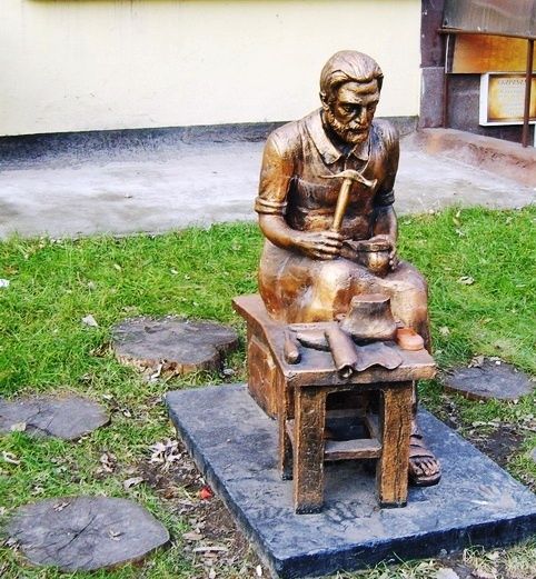 Monument to the Shoemaker, Zaporozhye