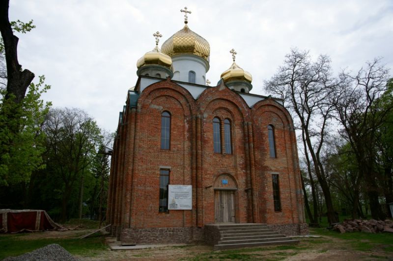 Church of the Assumption of the Blessed Virgin Mary, Oster