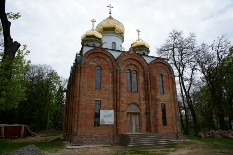 Церква Успіння Пресвятої Богородиці, Остер