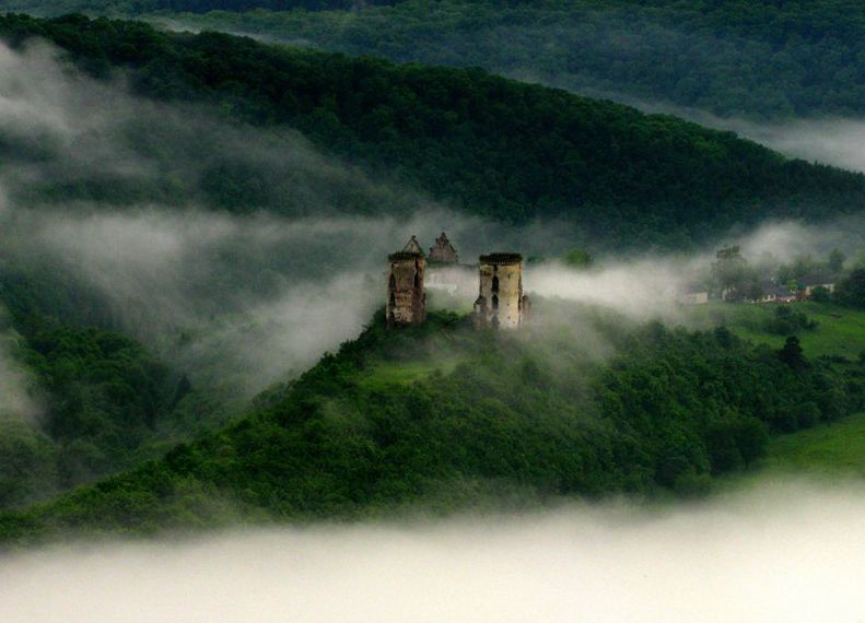 Червоноградский замок, Нырков