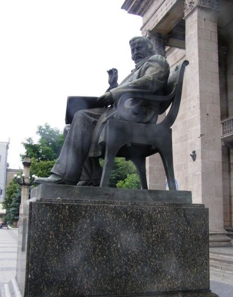 Monument to Glinka, Zaporozhye