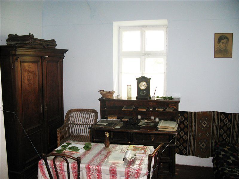 Olga Kobylianskaya Estate Museum, The Smoke