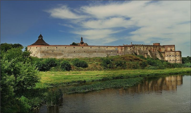 Меджибожский замок