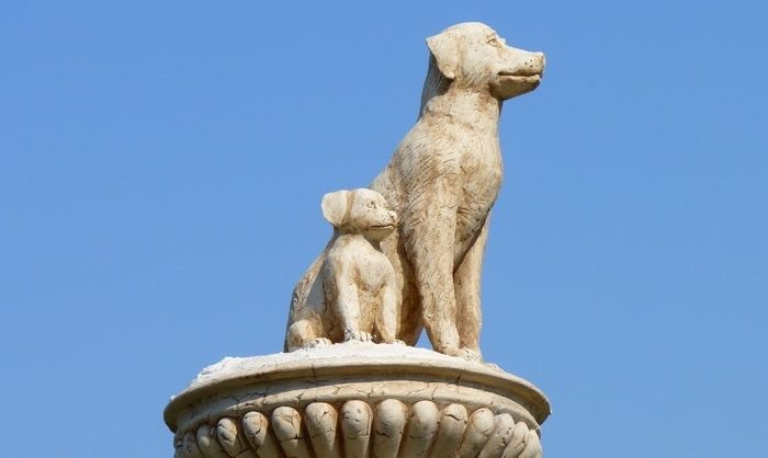 Monument to the Dog Beam, Berdyansk