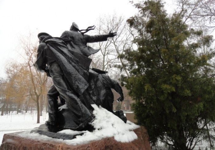  Monument to the Marines, Berdyansk 