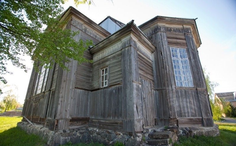  The Holy Cross Church in the village of Koshmak 