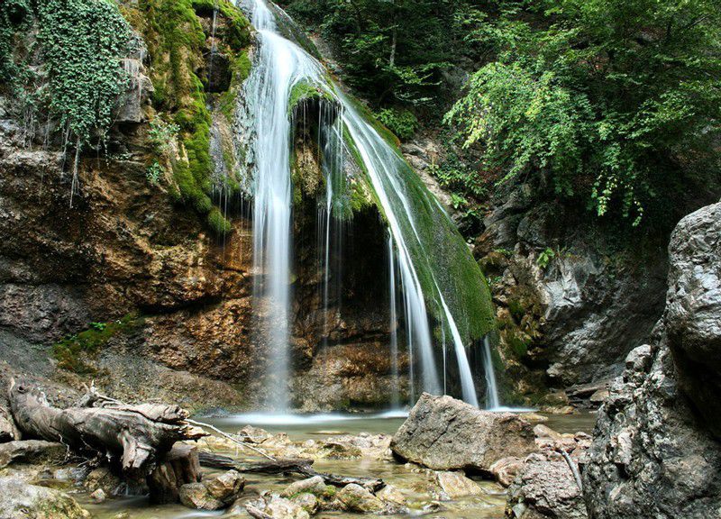 Jur-Djur waterfall