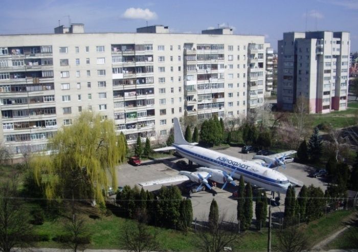  Il-18B aircraft, Lutsk 