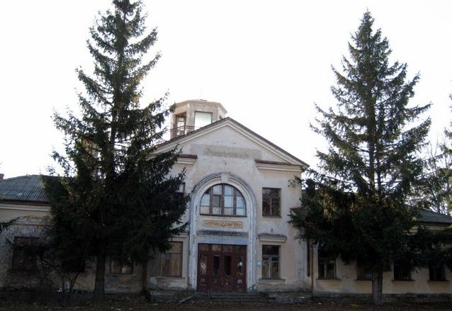 Кладбище самолетов, Полтава