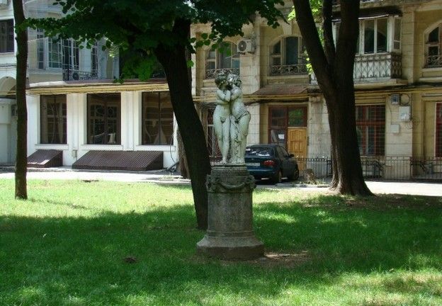 Sculpture Cupid and Psyche