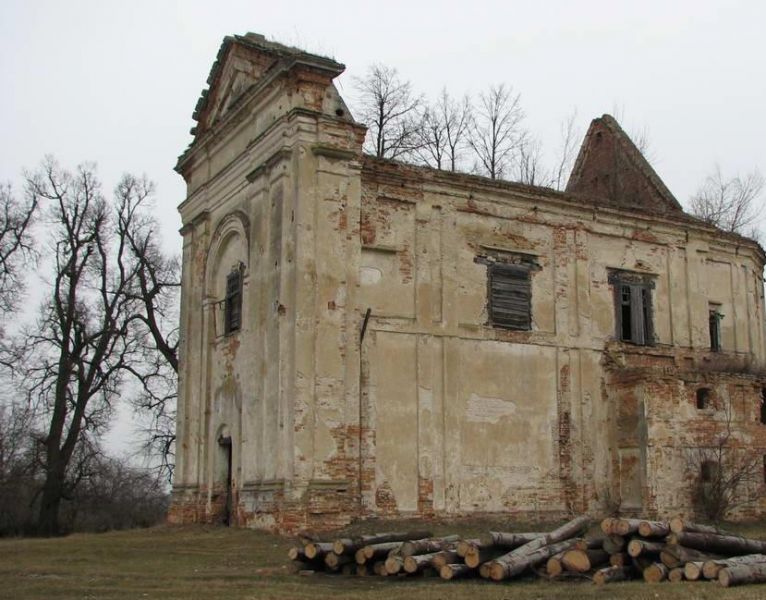 Костел Св. Троицы (Маньковцы)