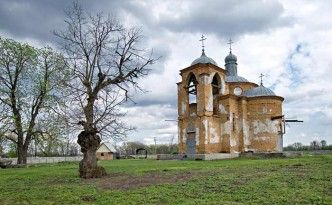 Church of St. Peter and Paul in Moisevka