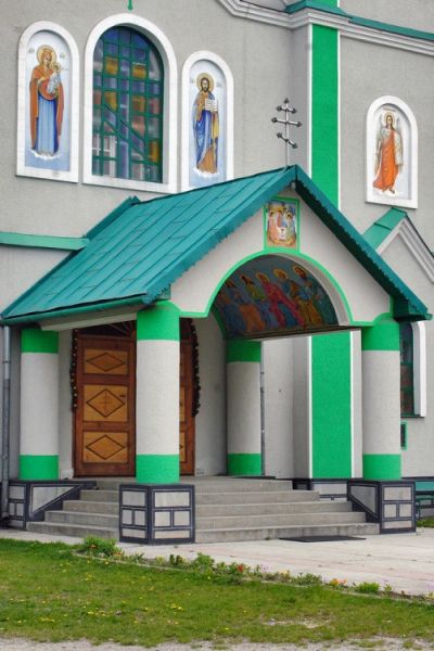  Cathedral of the Descent of the Holy Spirit, Rakhiv 
