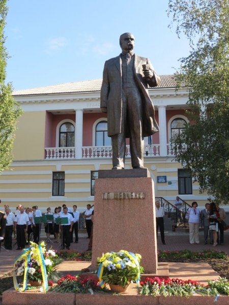 Monument to Taras Shevchenko, Kirovograd