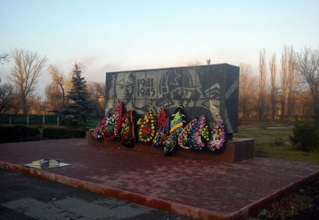 Memorial Complex of Eternal Glory, Mirgorod