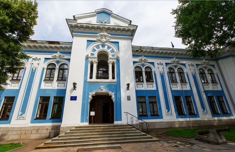  Episcopal House (Local History Museum), Zhitomir 