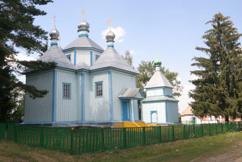 Mykolaiv Church in Mezhirechka