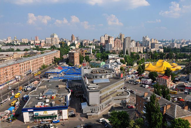  Lukyanovskaya Square, Kiev 