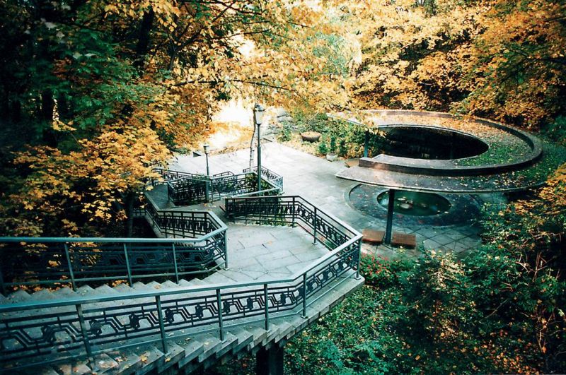 Steps to the Tarasova Hill