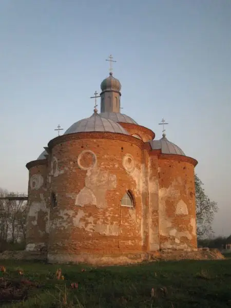 Церковь Св. Петра и Павла в Мойсевке