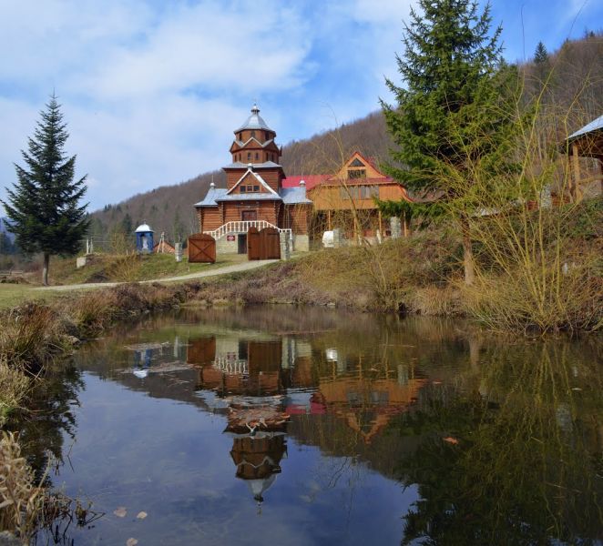 Петропавлівська церква (Музей Шептицького), Яремче