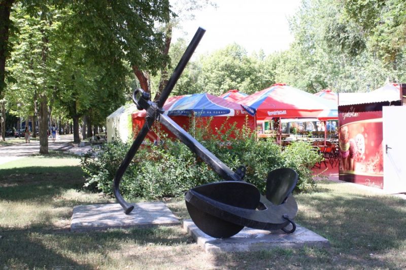 Admiralty anchor, Mykolaiv