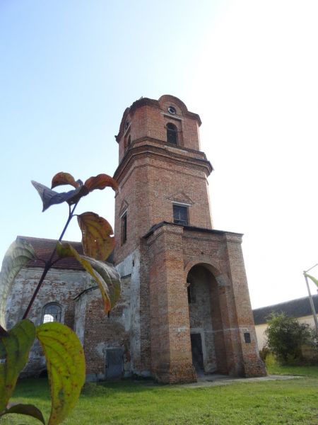 Church of the Archangel Michael, Goluby