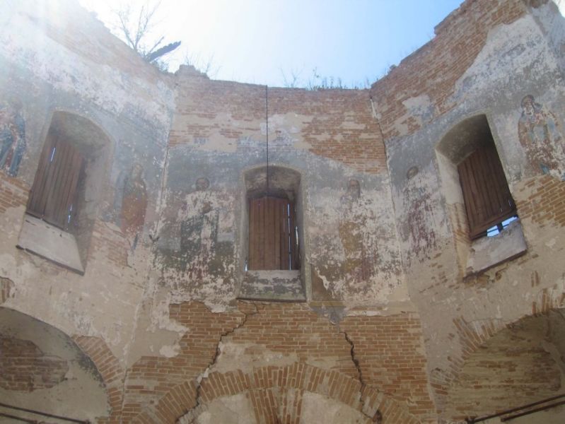  Ruins of the Church of St. Nicholas the Wonderworker, Gudovo 