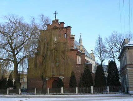 Воздвиженський костел, Городок